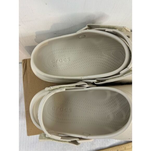 Crocs Mens size 13 Stucco Duet Max street Iconic Comfort Clogs Sandals Cream San main image 7